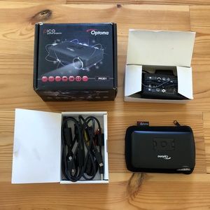 OPTOMA pick pocket projector